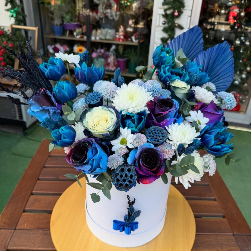 Galaksi Gülleri Kutu Aranjmanı